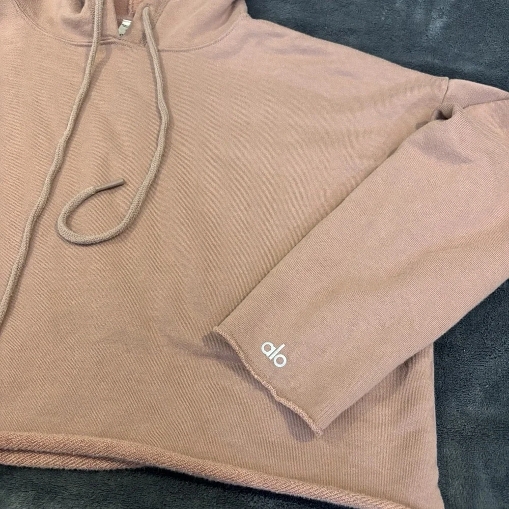 Alo Yoga Cropped Hooded Sweatshirt Womens Small Hoodie Dusty Mauve Raw Hem